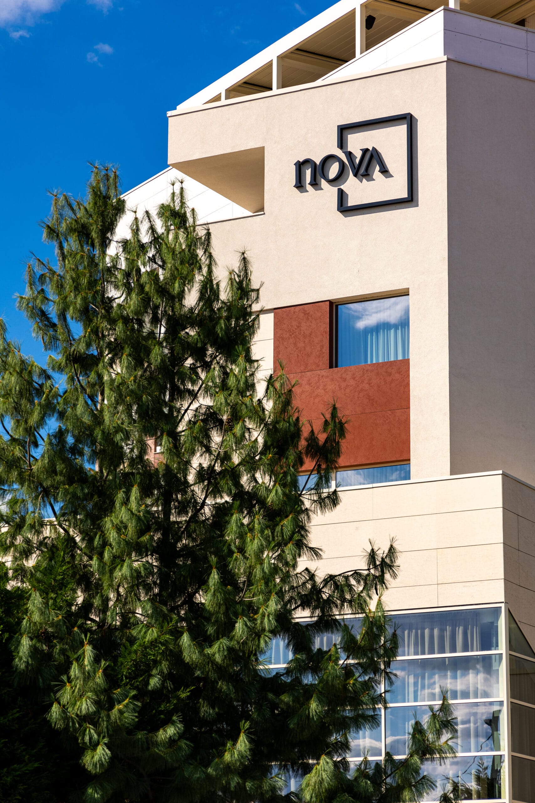 Ofertă cazare Nova Hotel